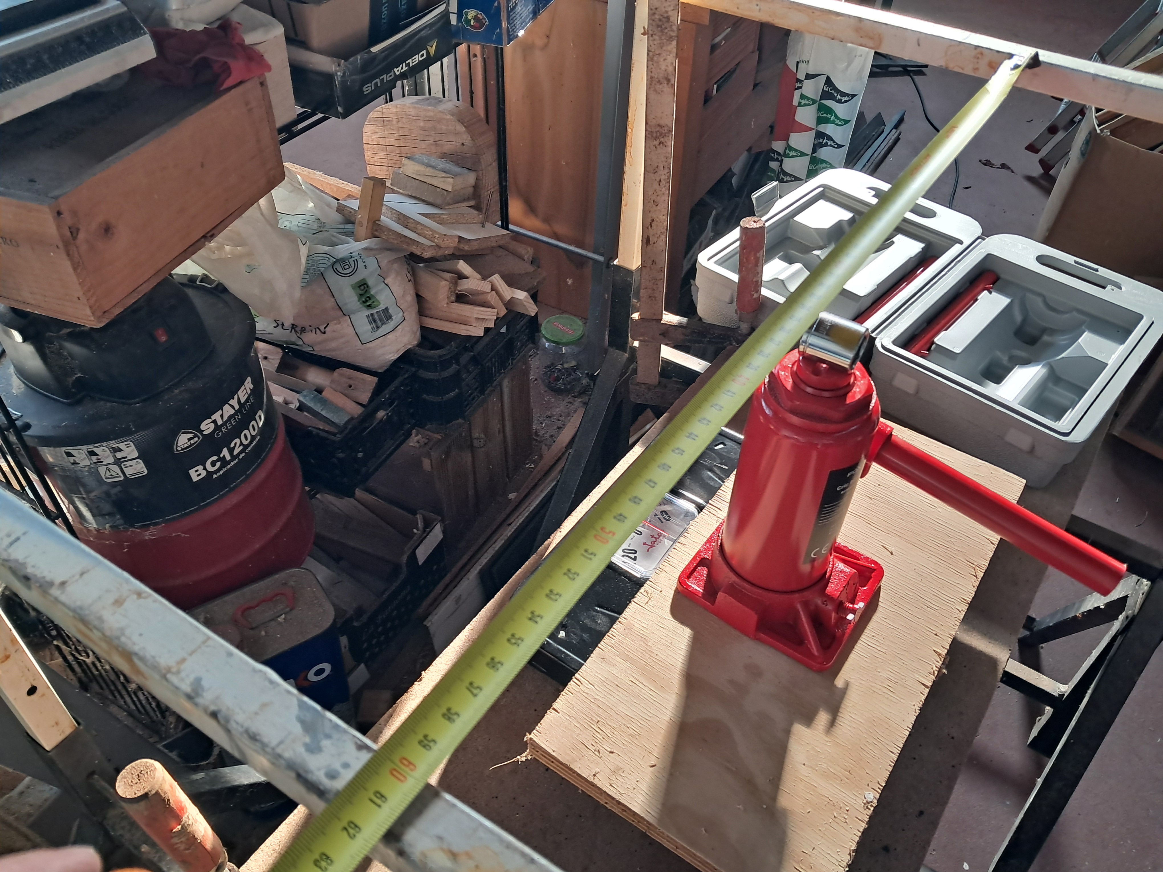 600 mm from support to support