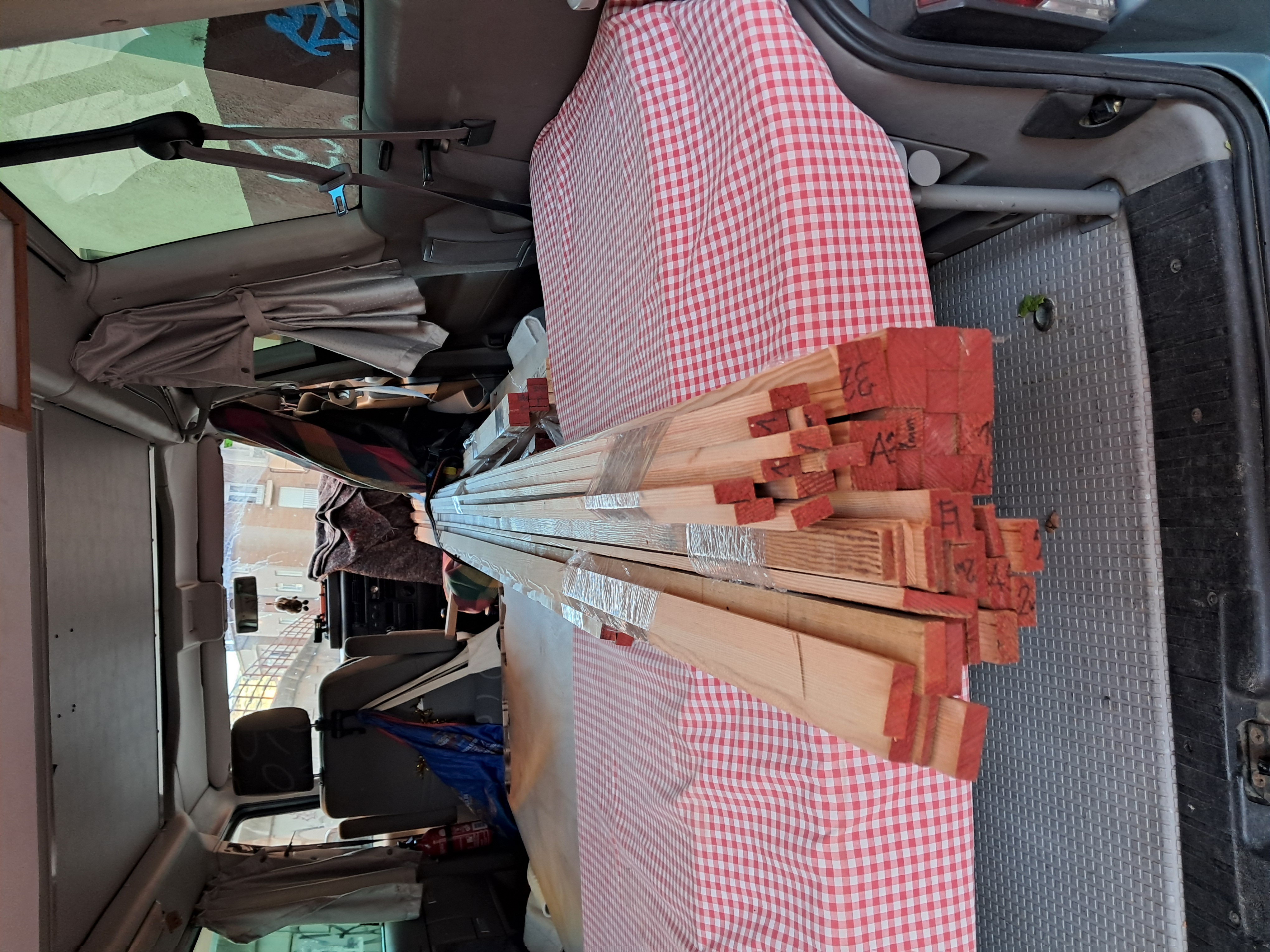 Eingeladen und auf dem Heimweg.