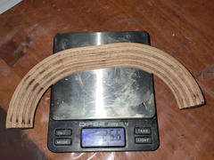 Der Bogen wiegt 25,6 g.